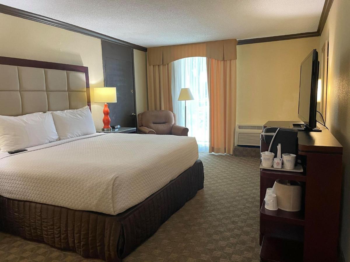Wingate Houston Near Nrg Park/Medical Center Hotel ภายนอก รูปภาพ
