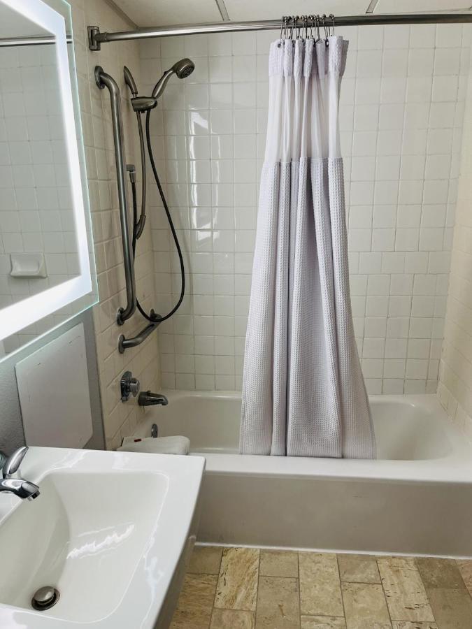 Wingate Houston Near Nrg Park/Medical Center Hotel ภายนอก รูปภาพ