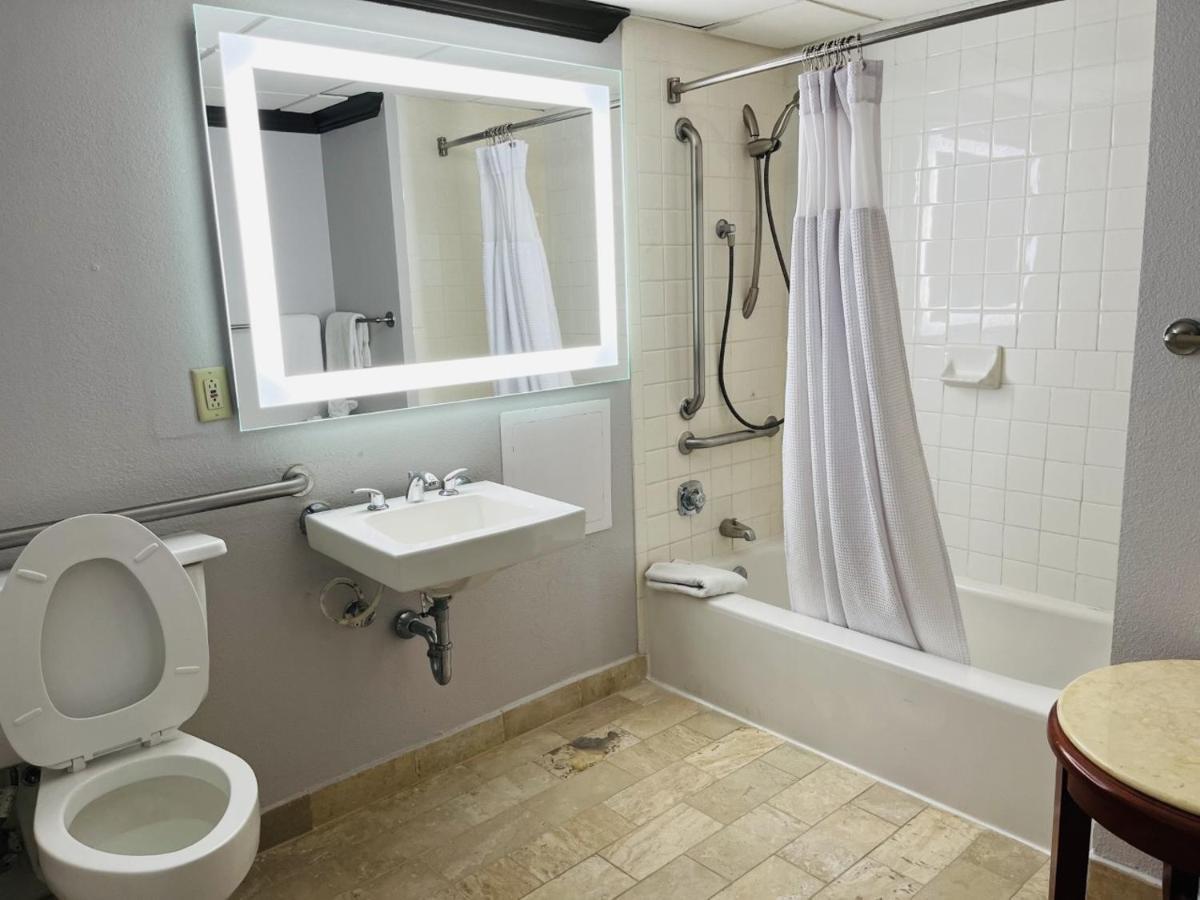 Wingate Houston Near Nrg Park/Medical Center Hotel ภายนอก รูปภาพ