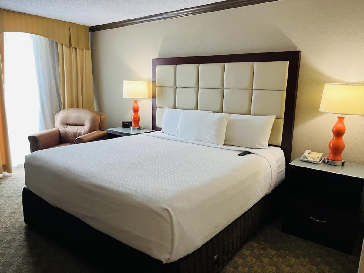 Wingate Houston Near Nrg Park/Medical Center Hotel ภายนอก รูปภาพ